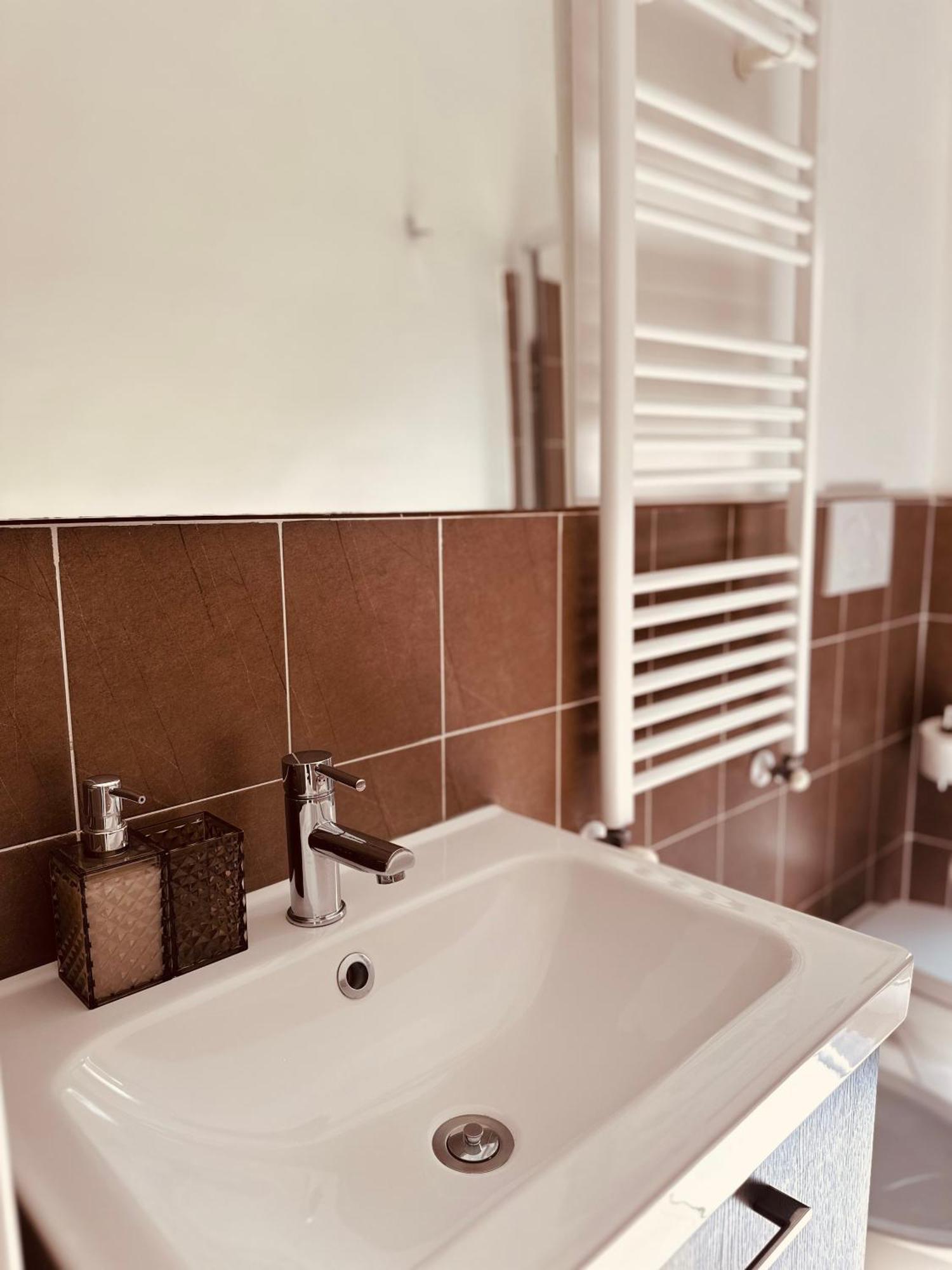 Saint George'S House 4 Bari Apartment ภายนอก รูปภาพ